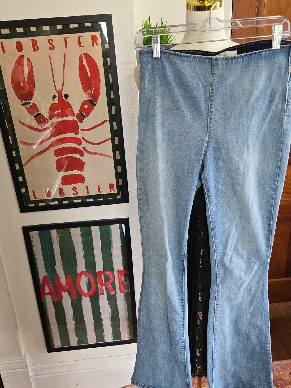 Jessica Simpson Light Blue Flare Jeans Pull On Soft Scupt